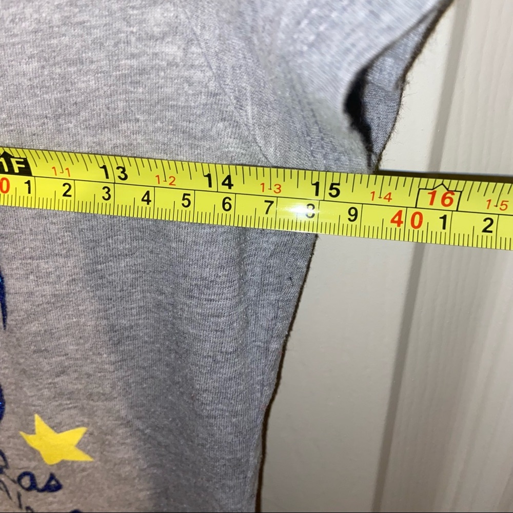 Las Vegas girls gray shirt XL unicorn - Picture 5 of 6
